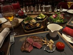 -恰餐厅及酒吧 CHAR Bar & Grill (北京丽都皇冠假日店)