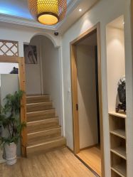 -依灵瑜伽普拉提连锁