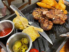 I&nbsp;HOLIC特制牛排-I HOLIC艾豪丽披萨(KKone店)