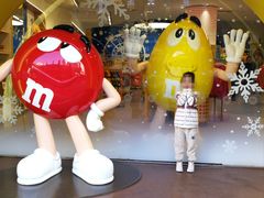 -m豆巧克力世界(上海世茂广场店)