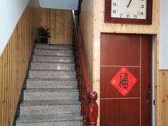 -芦茨金富饭庄·25年老字号·专做稻草鸡