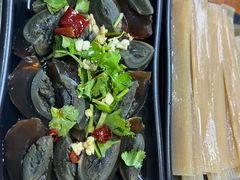 -曹丞相·地锅鸡·地锅鱼(武林店)