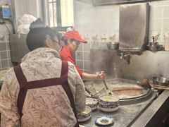 -镇南锅盖面馆(解放路店)