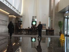 -双子楼大酒店(城开国际写字楼店)