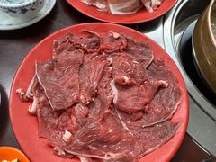 -洞庭洲·防空洞火锅·烧烤·铜锅涮肉(新百广场店)