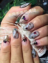 -手牵手美甲