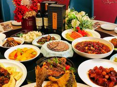 -闫府私房菜·百年鲁菜(恒隆店)
