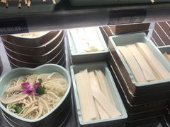 -耍哥串串香(香月湖店)