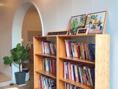 -花苑里咖啡(威远店)
