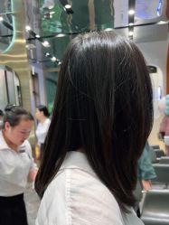 -卡尔诗·科技美肤连锁
