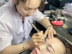 -群丽化妆摄影美甲纹绣培训学校