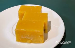 Old Buddha Pea Cake