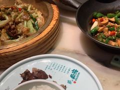 -佬麻雀·新湘菜(珠海金发购物中心店)