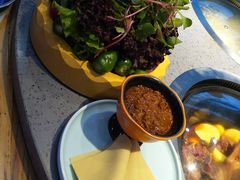 -山河屯铁锅炖(哈西站店)