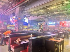 -CAGES凯吉思西餐厅运动乐园(静安店)