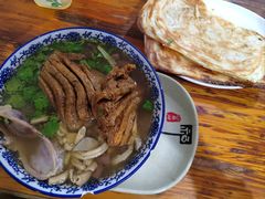 -叶新小吃店(来凤小区总店)