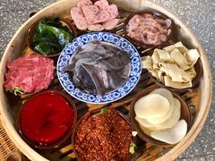 土货九大碗-董眼镜火锅(洪崖洞总店)