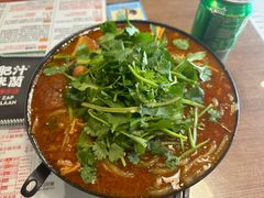 -肥汁米蘭香港米线(定西路店)