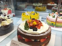 -罗森尼娜(德思勤店)