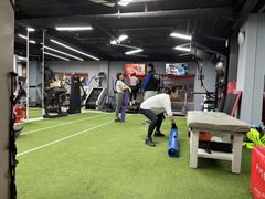 -即刻健身馆(对外经贸店)