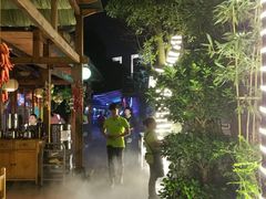 -二荆条·蜀鲜汇城市森林火锅