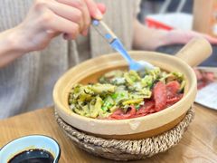 -煲仔皇腊味煲仔饭(经四万达店)