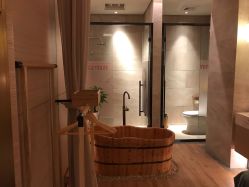 -苑苑vbeauty科技美容SPA