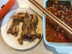 -蛙两只美蛙鱼头火锅(恒茂店)