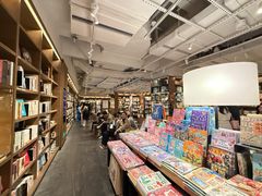 -茑屋书店(天目里店)