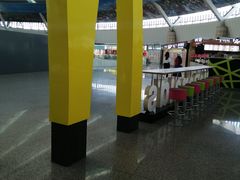 -麦当劳(鄂尔多斯机场店)