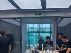 -DJI大疆(深圳华强北曼哈授权体验店)