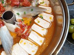 -鱼鲜饭香·招牌汽锅剁椒鱼头王