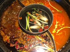 -渝涯重庆豆花老火锅(中赢国际店)