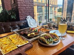 -埠口精酿夜景餐酒吧· BREWPORT BISTRO(长嘉汇重庆之眼店)