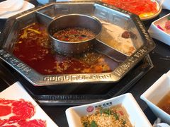 -陆派巴倒烫火锅(城东店)