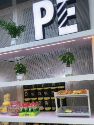 -PE SALON 