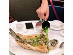 特色葱油飞鱼-岭南海晏楼(滨江东总店)