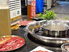 -邓莽子老火锅(中兴路总店)