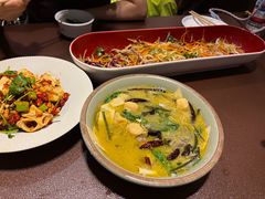 -曼听小寨海鲜烧烤·大连辣炒大王(盖州街店)