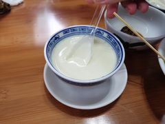 -周大娘牛乳(旧寨古村总店)