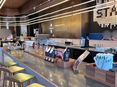 -星巴克臻选(上海虹桥新天地三店)