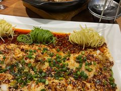 -有红鸡毛店·川菜(建设路店)