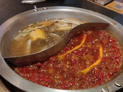 -沸炉重庆老火锅(军事博物馆店)