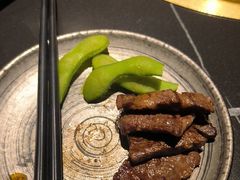 -山川小町·极番烧肉(新地假日广场店)