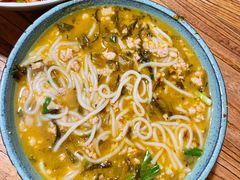 小锅米线-云之南(八里庄店)