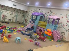 -乐悠游亲子游泳俱乐部