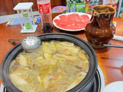 -菌之家·专业纯野生菌火锅·特色炒菌