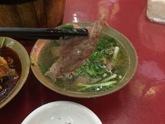 -谢老五跷脚牛肉·非遗传承店
