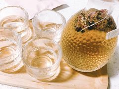 -奈雪的茶(湖滨银泰in77C区PRO店)