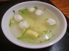 肉丸汤-松树干拌面店